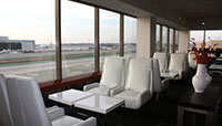 Book and save airport lounges access